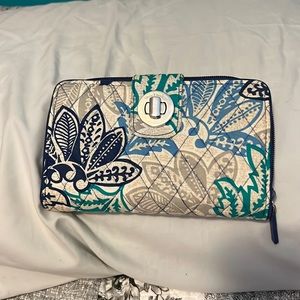 Vera Bradley wallet